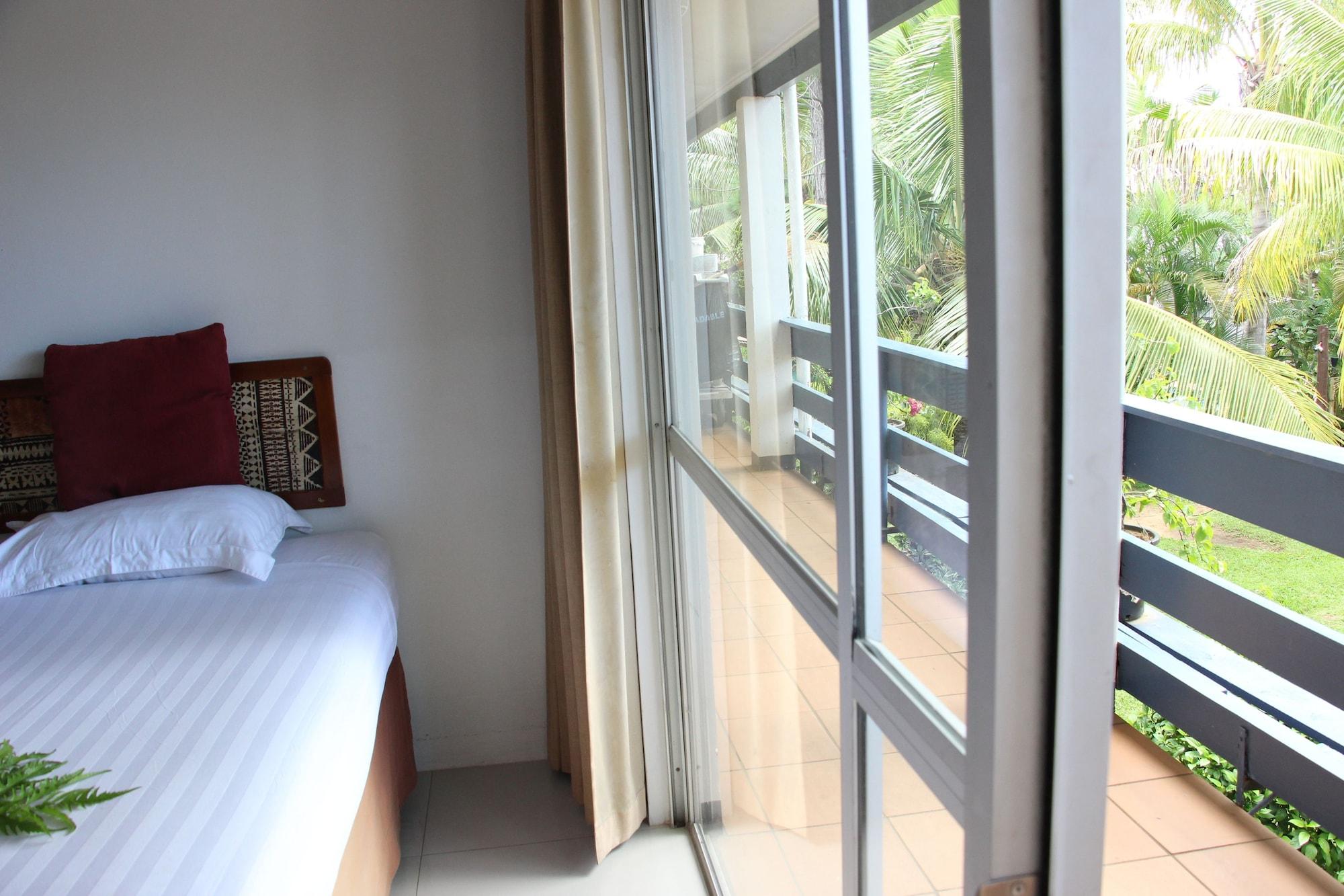 Capricorn International Hotel Nadi Exteriör bild