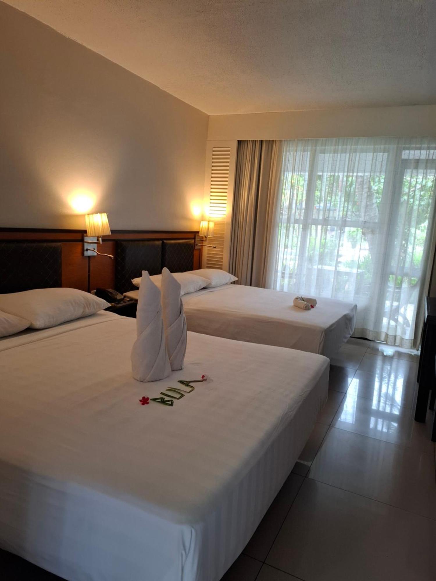Capricorn International Hotel Nadi Exteriör bild