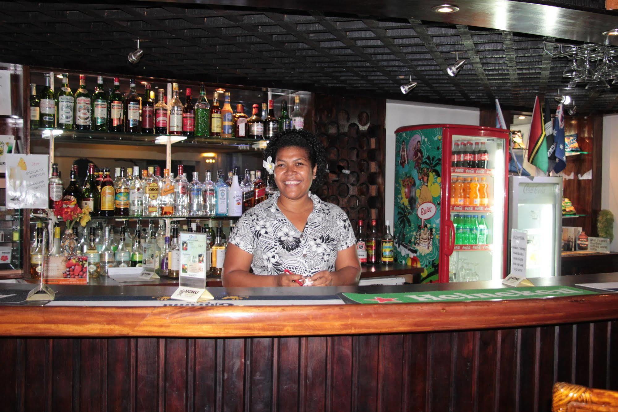 Capricorn International Hotel Nadi Exteriör bild